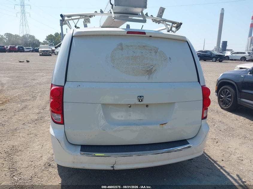 RAM CARGO 2014 VIN 2C4JRGAG7ER322369