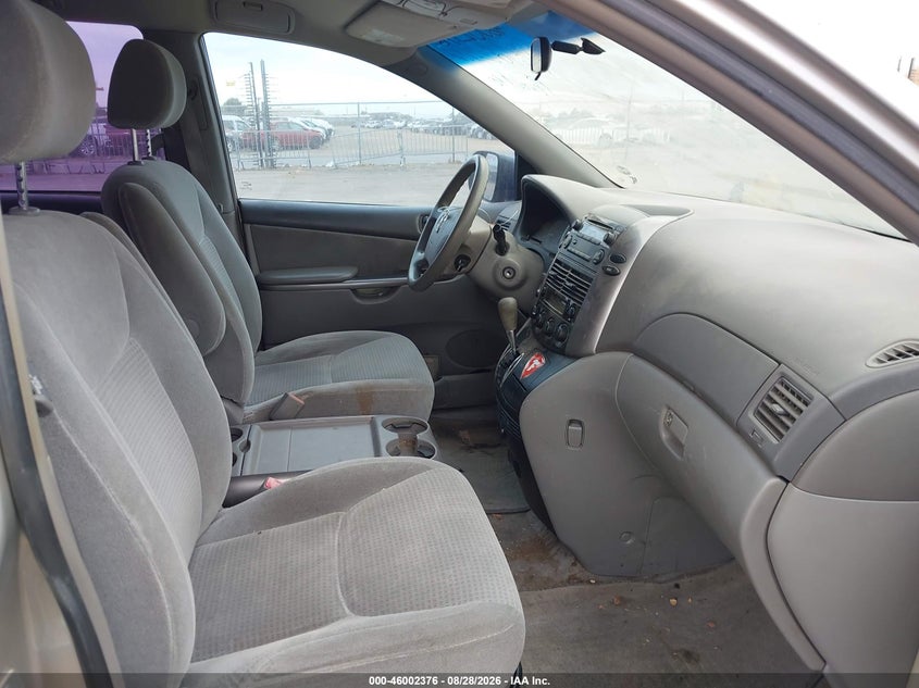 2006 TOYOTA SIENNA VAN 3.3L V-6 DOHC, VVT, REGULAR , 215HP