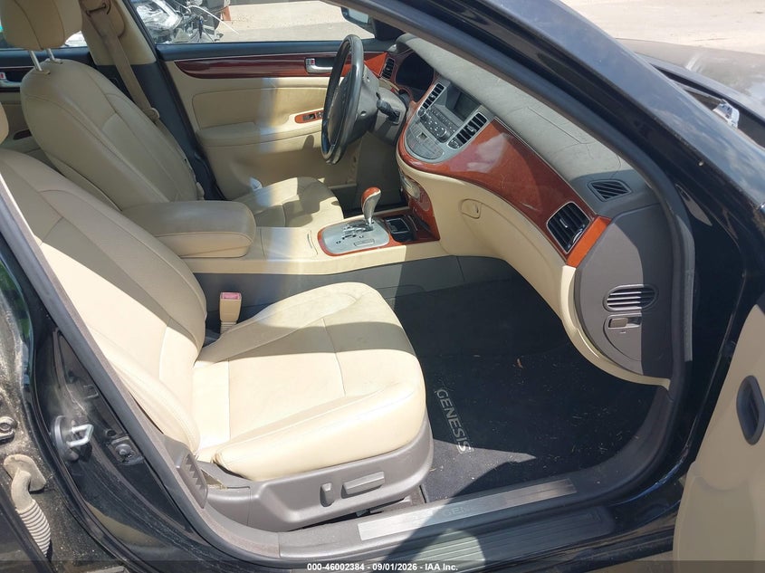 2012 HYUNDAI GENESIS auction photo 5