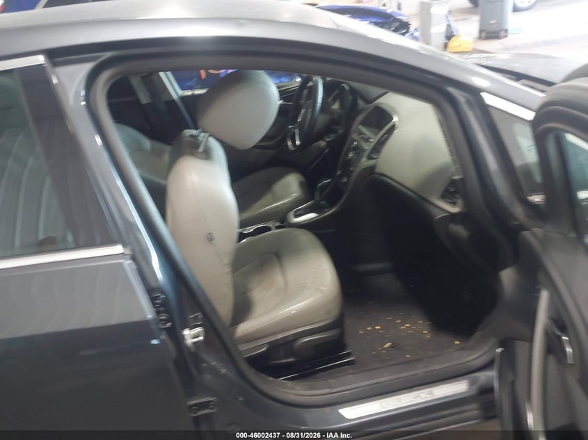 2013 BUICK VERANO · Фото 5