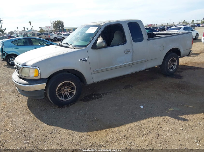 2000 Ford F-150, Normal Wear & Tear, IAAI, VIN 1FTRX17W1YNC03285 — photo 2