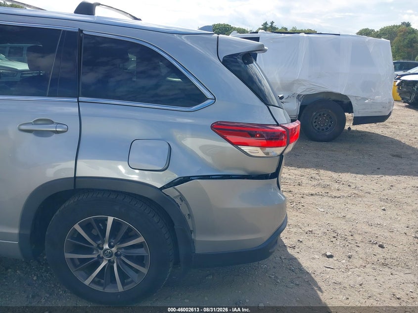 TOYOTA HIGHLANDER 2017 VIN 5TDJZRFH4HS365852