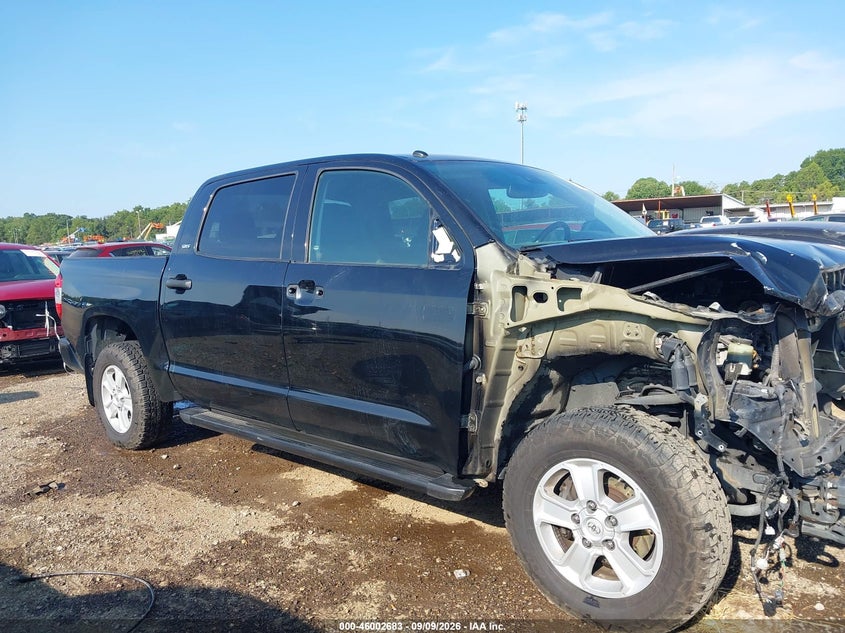 TOYOTA TUNDRA - zdjęcie 14