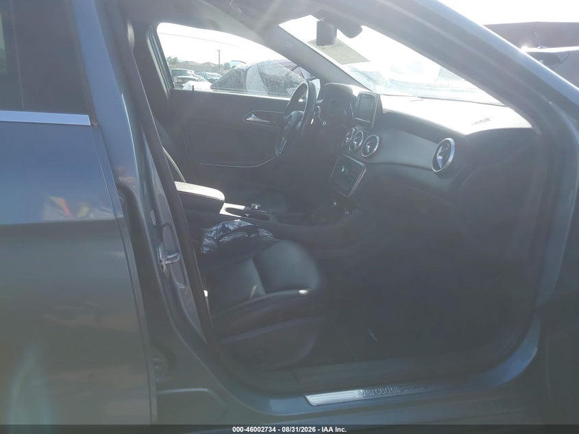 2015 MERCEDES-BENZ GLA 250 auction photo 5