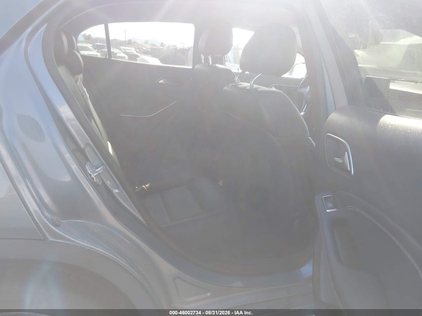 2015 MERCEDES-BENZ GLA 250 auction photo 8