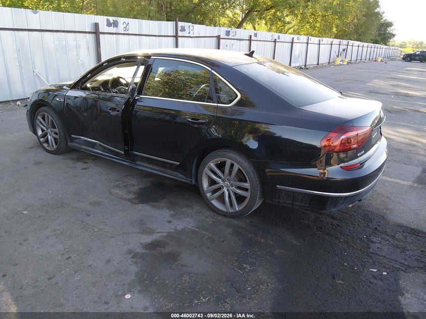 2017 VOLKSWAGEN PASSAT auction photo 3