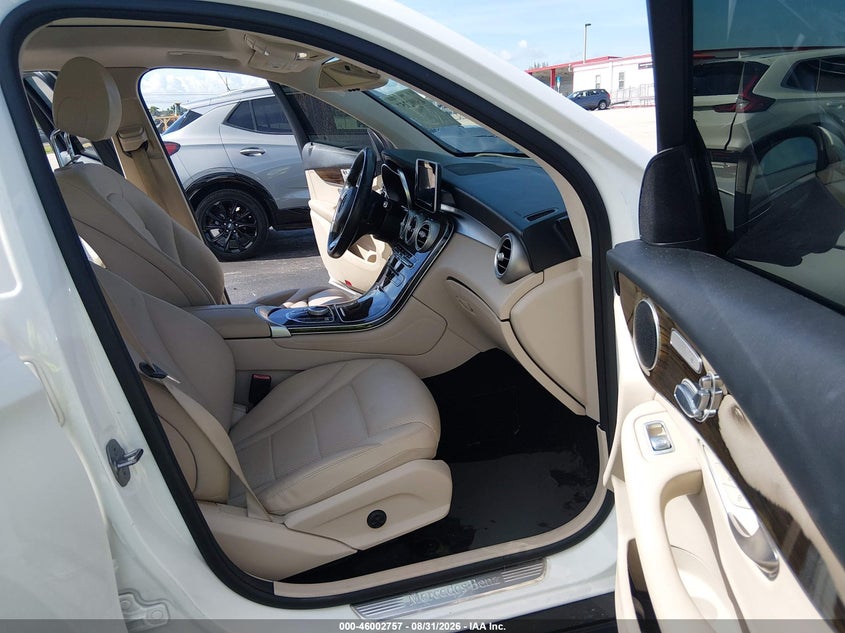2018 MERCEDES-BENZ GLC 300 auction photo 5