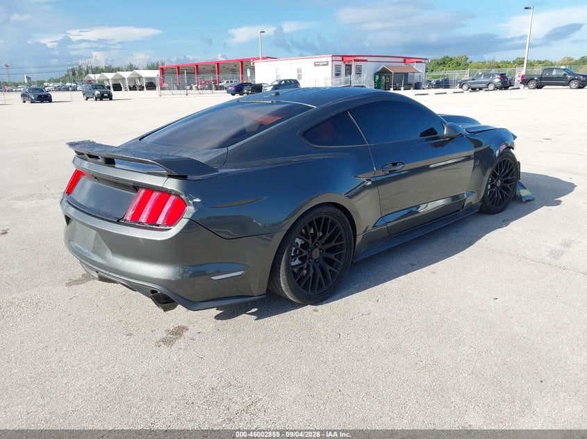 FORD MUSTANG - zdjęcie 4