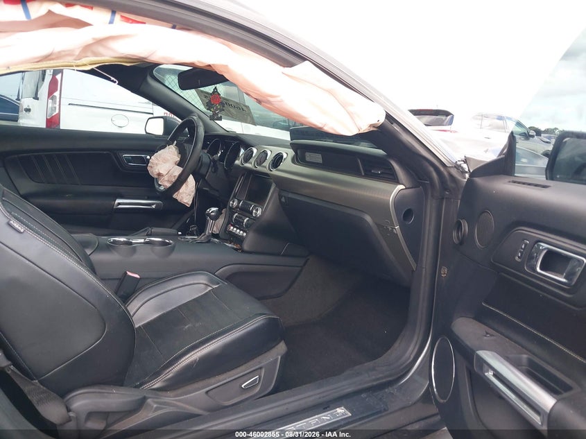 FORD MUSTANG - zdjęcie 5