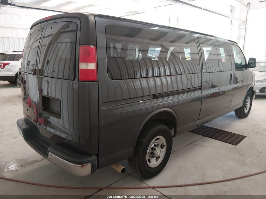 2017 CHEVROLET EXPRESS 3500 auction photo 4