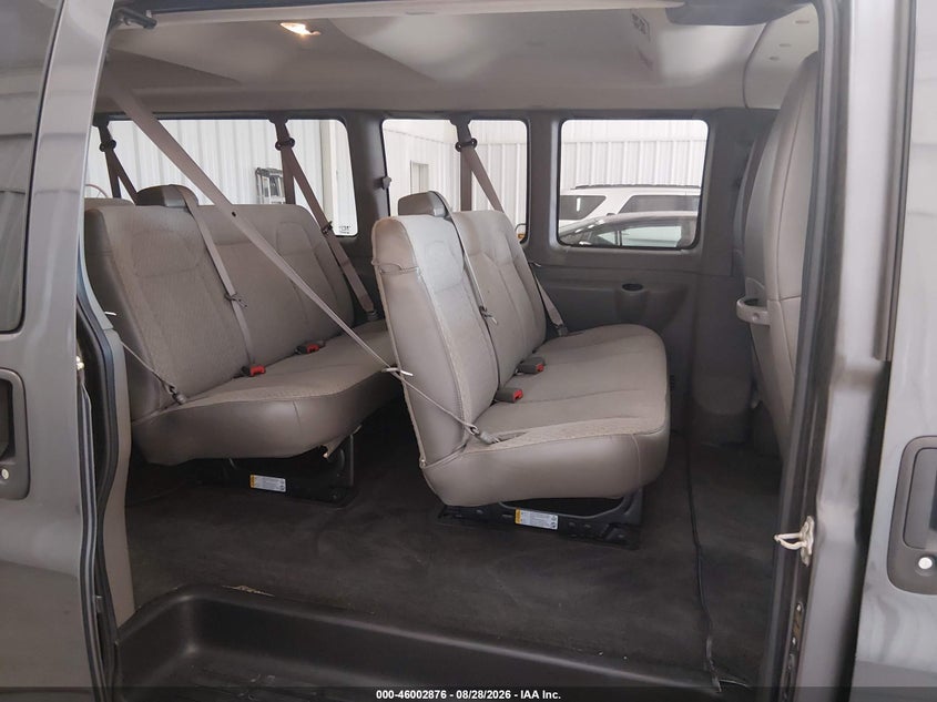 2017 CHEVROLET EXPRESS 3500 auction photo 8