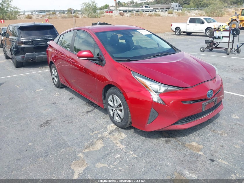 Vin: jtdkarfu3j3067373, lot: 46502242, toyota prius three 2018 img_1