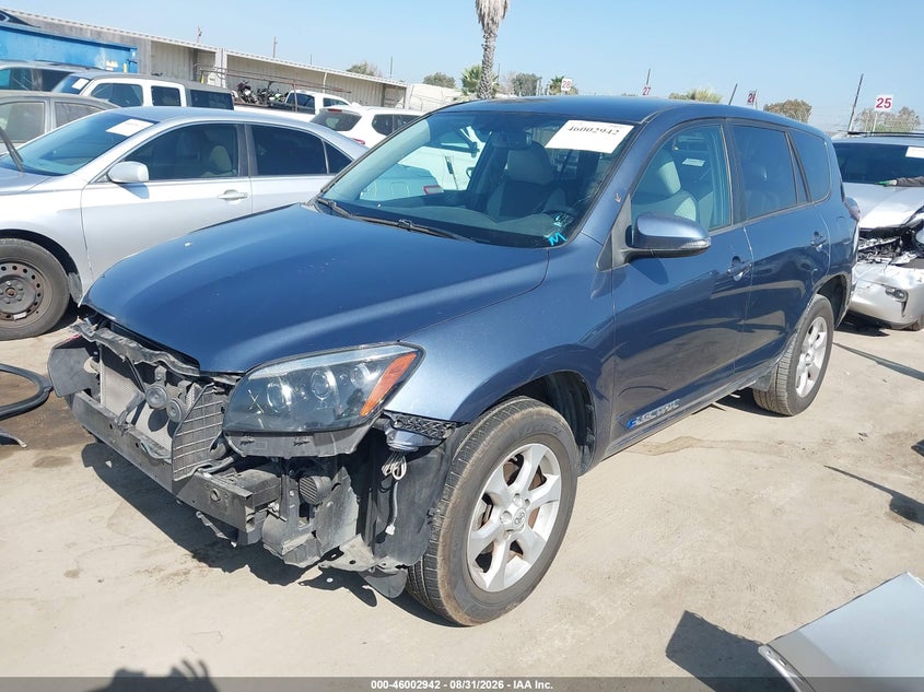 2014 TOYOTA RAV4 EV auction photo 2