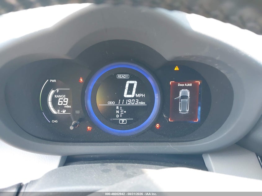 2014 TOYOTA RAV4 EV auction photo 7