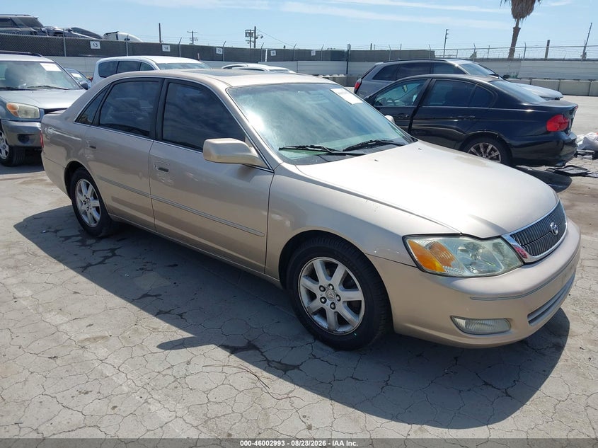 2002 TOYOTA AVALON — zdjęcie z aukcji