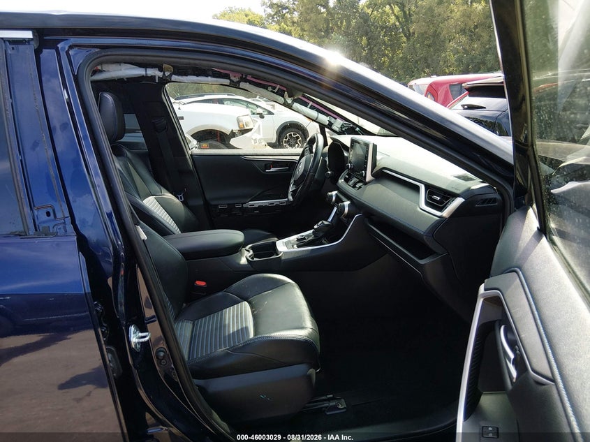TOYOTA RAV4 HYBRID - zdjęcie 5