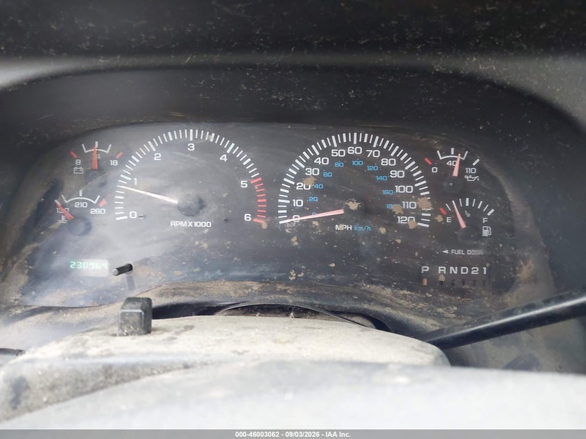 DODGE RAM 1500 2000 VIN 3B7HF13Z7YG156108