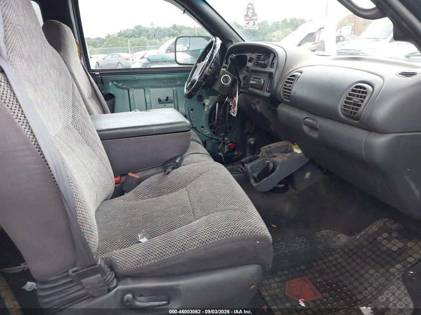 2000 DODGE RAM 1500 auction photo 5