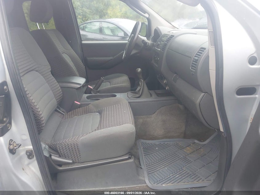 2005 NISSAN FRONTIER auction photo 5