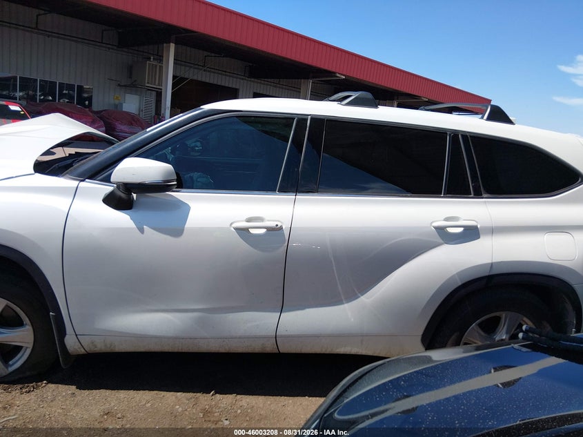 TOYOTA HIGHLANDER - zdjęcie 14