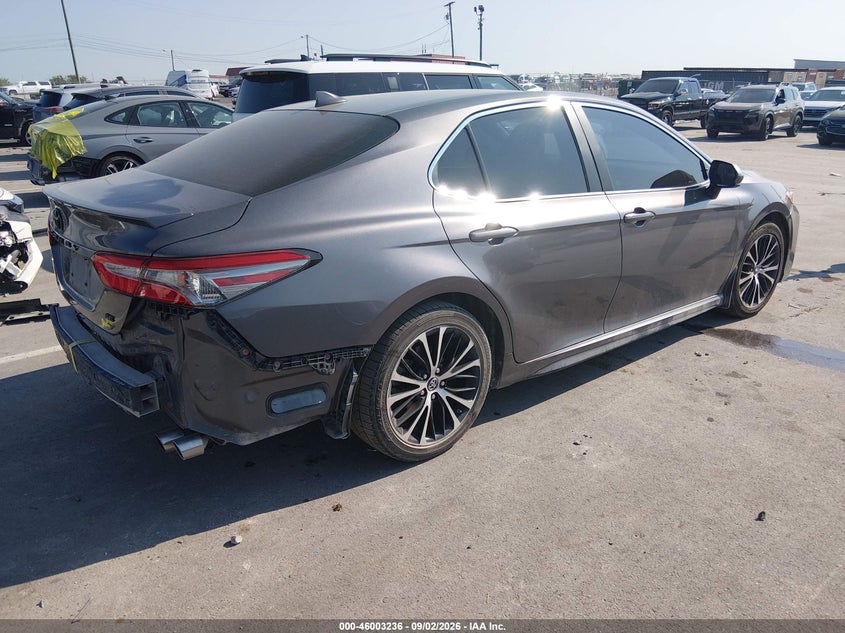 TOYOTA CAMRY - zdjęcie 4