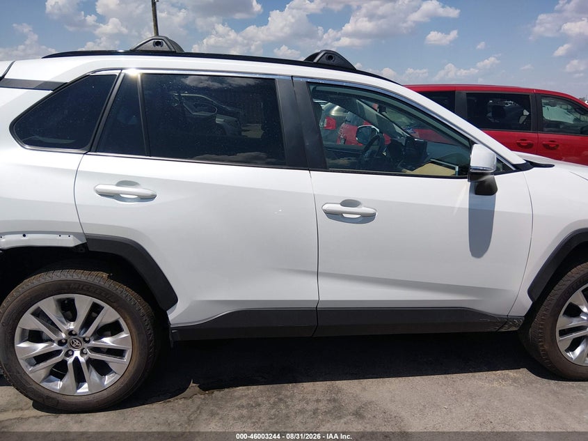 TOYOTA RAV4 - zdjęcie 14