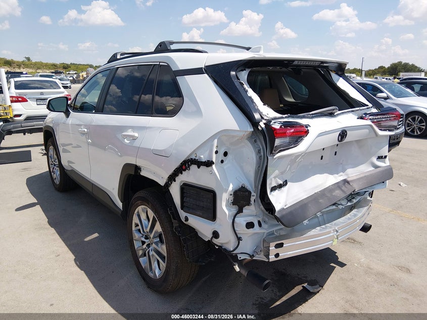 TOYOTA RAV4 - zdjęcie 3
