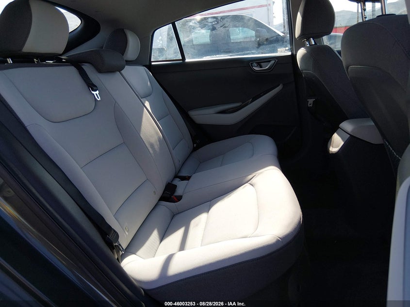 2021 HYUNDAI IONIQ HYBRID auction photo 8