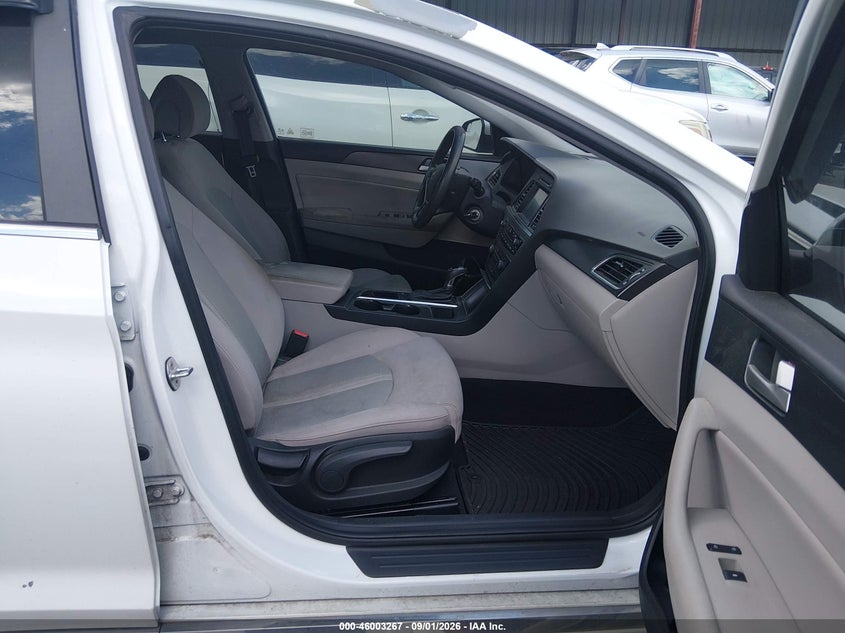 2017 HYUNDAI SONATA auction photo 5