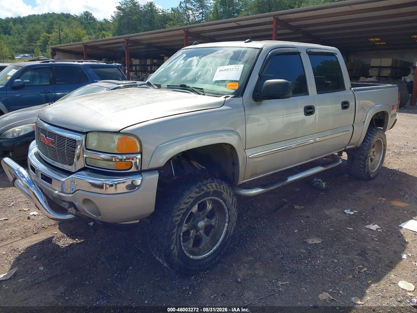 2005 GMC SIERRA 1500 auction photo 2