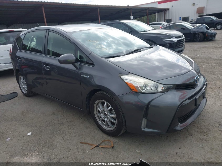 Vin: jtdzn3eu8fj031179, lot: 46502624, toyota prius v three 2015 img_1