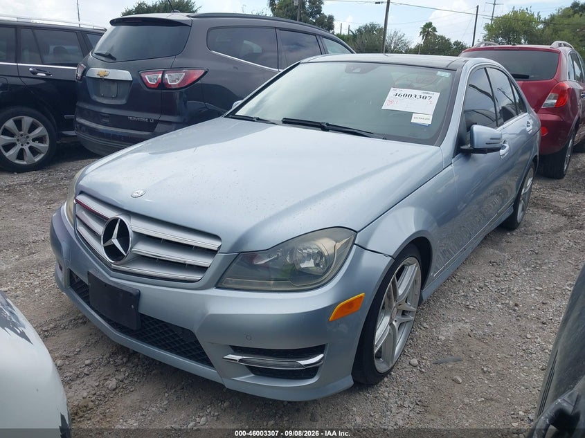 2013 MERCEDES-BENZ C 350 auction photo 2