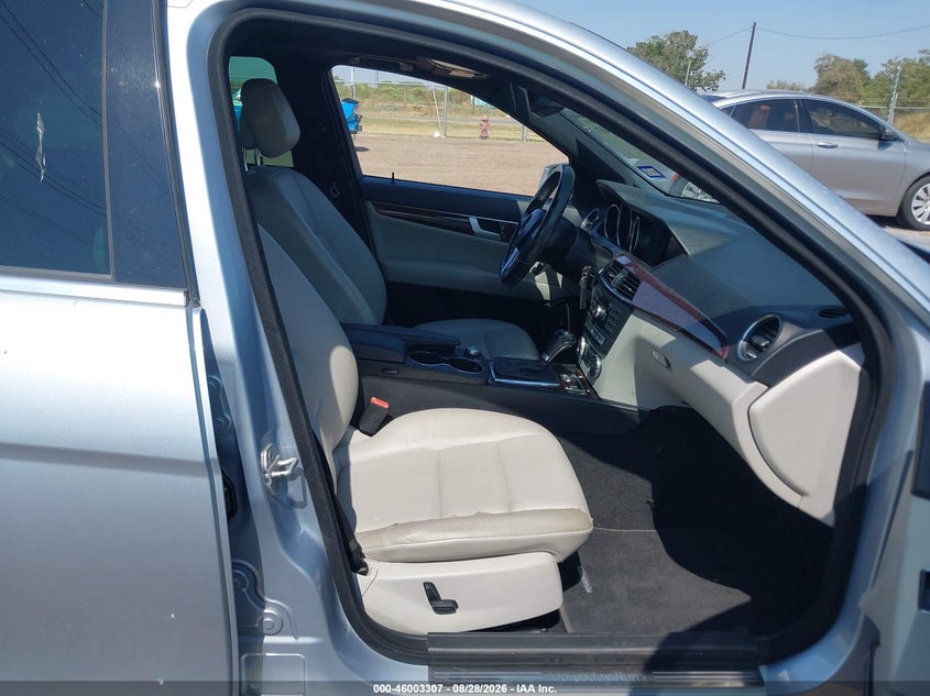 2013 MERCEDES-BENZ C 350 auction photo 5