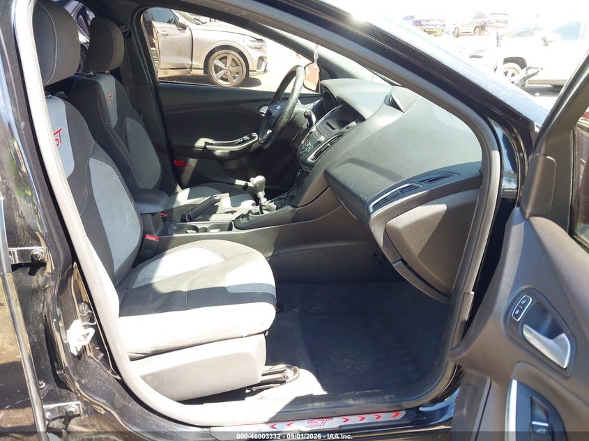 2016 FORD FOCUS ST HATCHBACK 2.0L I-4 DI, DOHC, VVT, TURBO, PREMIUM , 252HP
