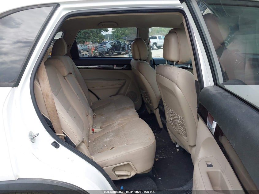 2015 KIA SORENTO auction photo 8