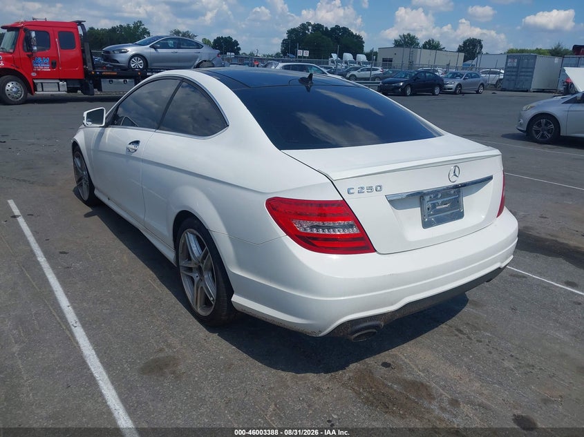 MERCEDES-BENZ C 250 2014 VIN WDDGJ4HB9EG295628