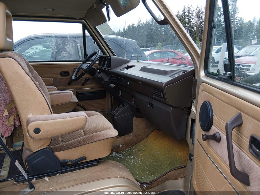 1986 VOLKSWAGEN VANAGON auction photo 5