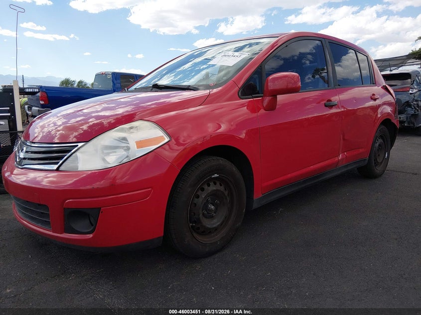2010 Nissan Versa, Left Side, IAAI, VIN 3N1BC1CP0AL467716 — photo 2