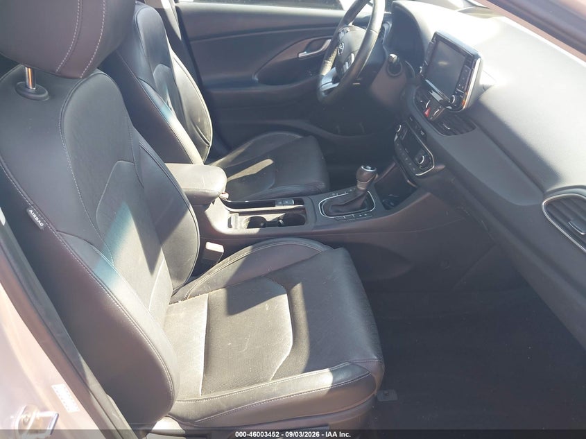 2018 HYUNDAI ELANTRA GT auction photo 5