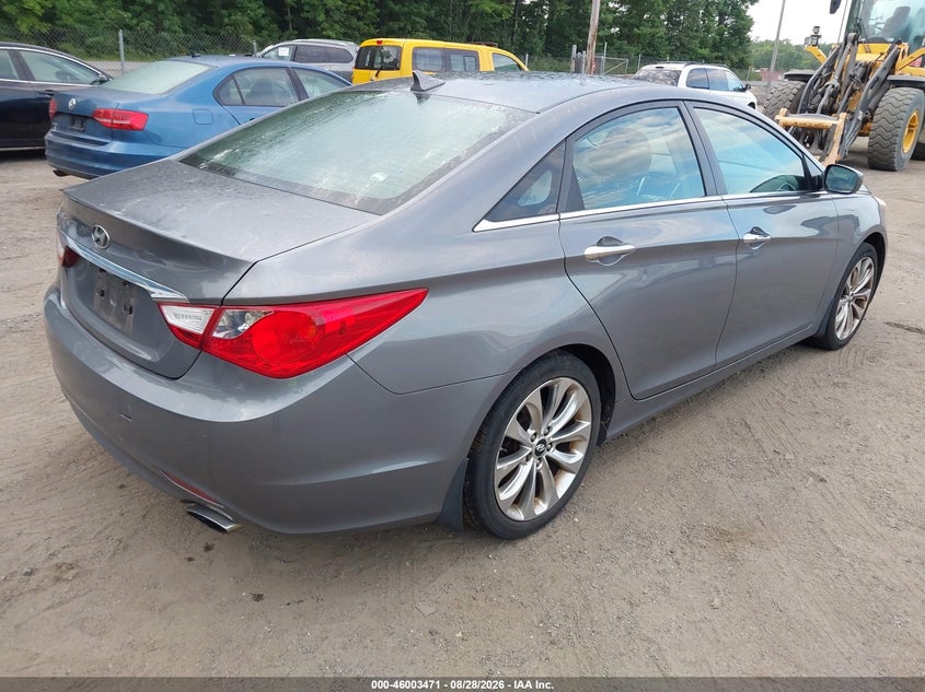 2011 HYUNDAI SONATA auction photo 4