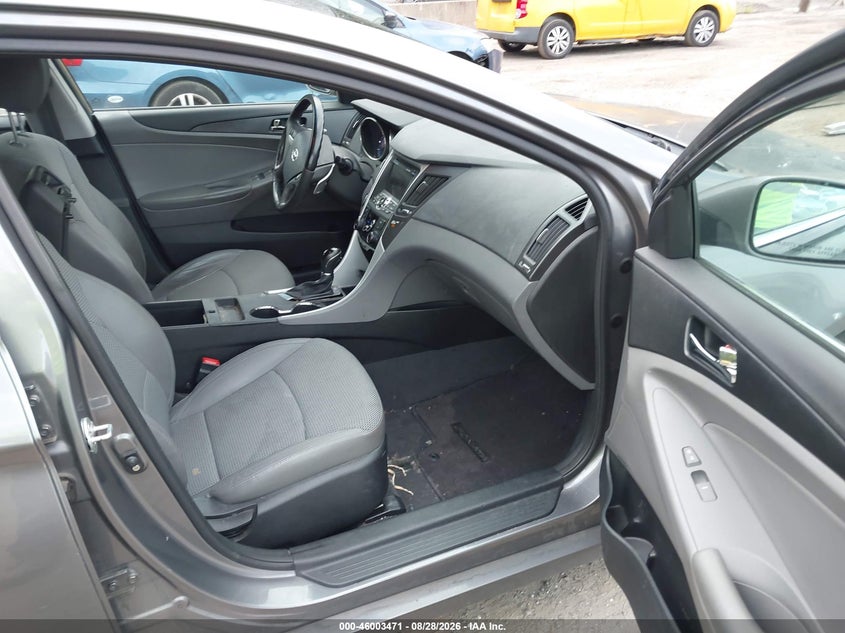 2011 HYUNDAI SONATA auction photo 5