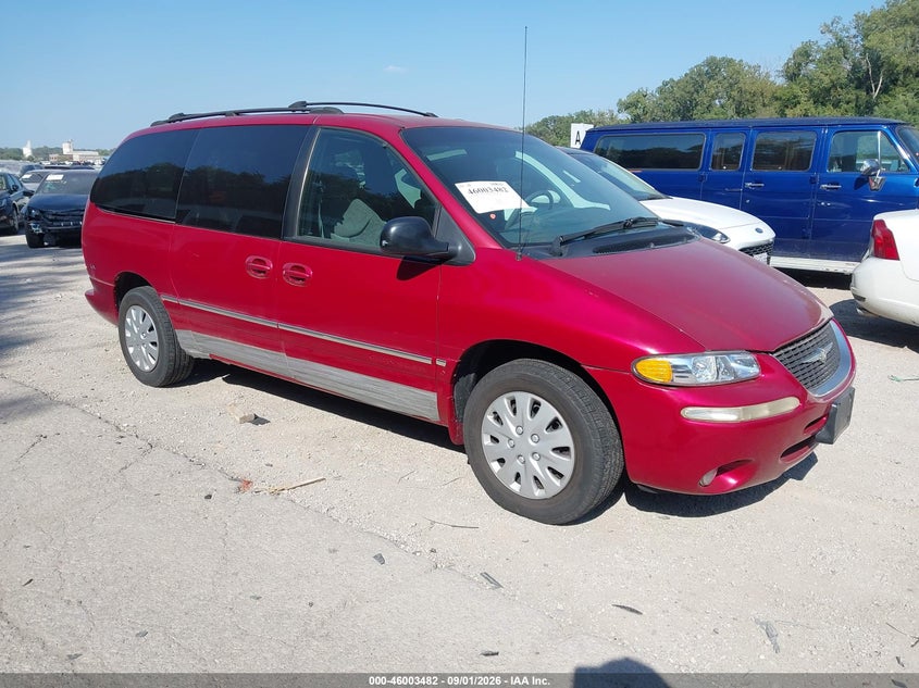 1998 CHRYSLER TOWN & COUNTRY auction photo 1