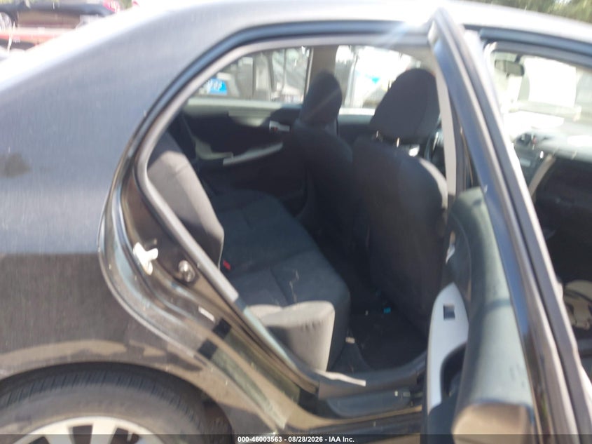 2010 TOYOTA COROLLA auction photo 8