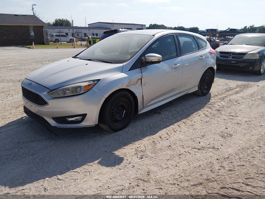 2016 Ford Focus, Normal Wear & Tear, IAAI, VIN 1FADP3K25GL387107 — photo 2