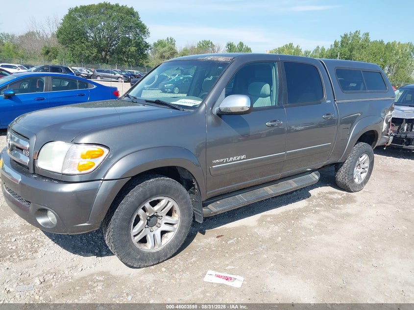 2004 TOYOTA TUNDRA auction photo 2