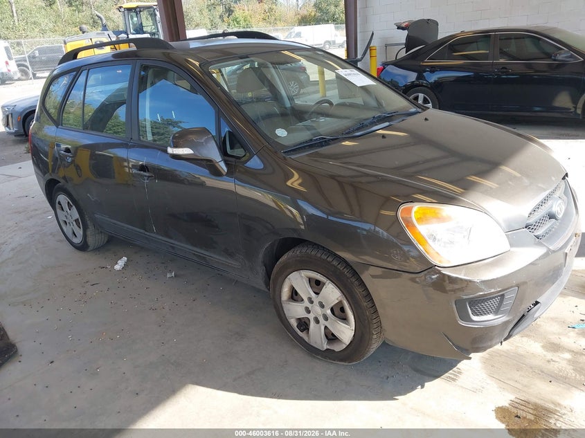 2010 KIA RONDO auction photo 1