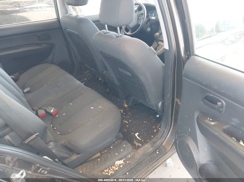 2010 KIA RONDO auction photo 8