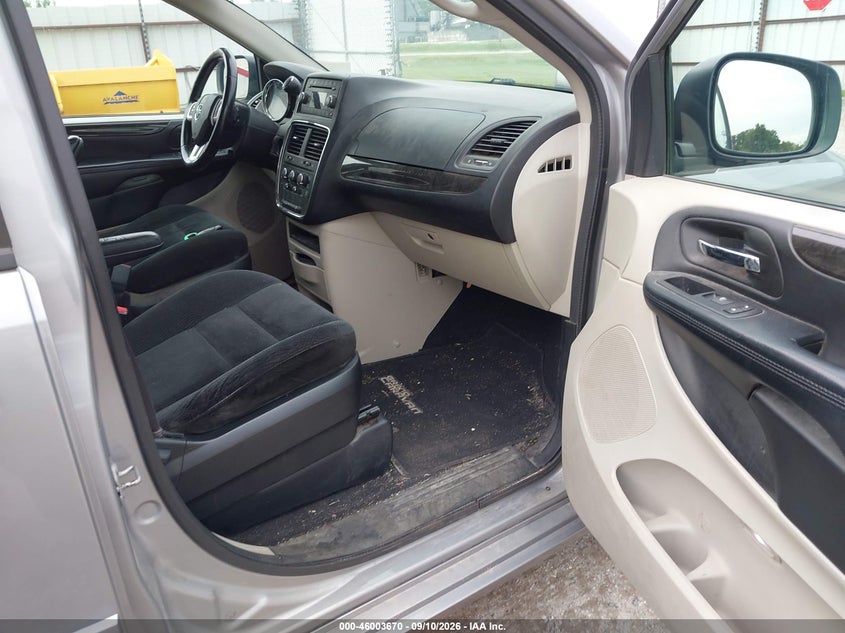 2017 DODGE GRAND CARAVAN auction photo 5