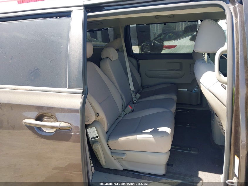 2016 KIA SEDONA auction photo 8