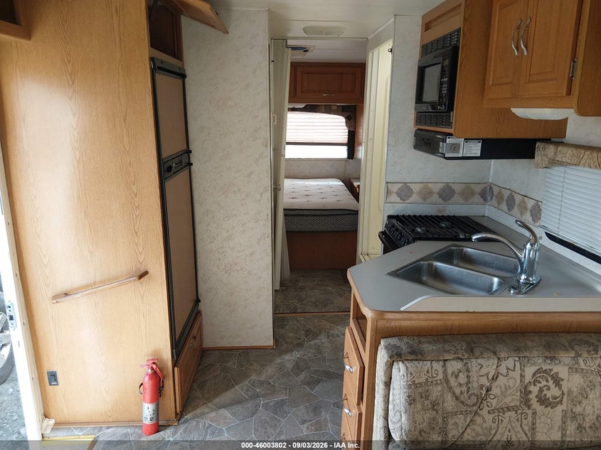 2003 FORD ECONOLINE E-450 CUTAWAY STANDARD N/A